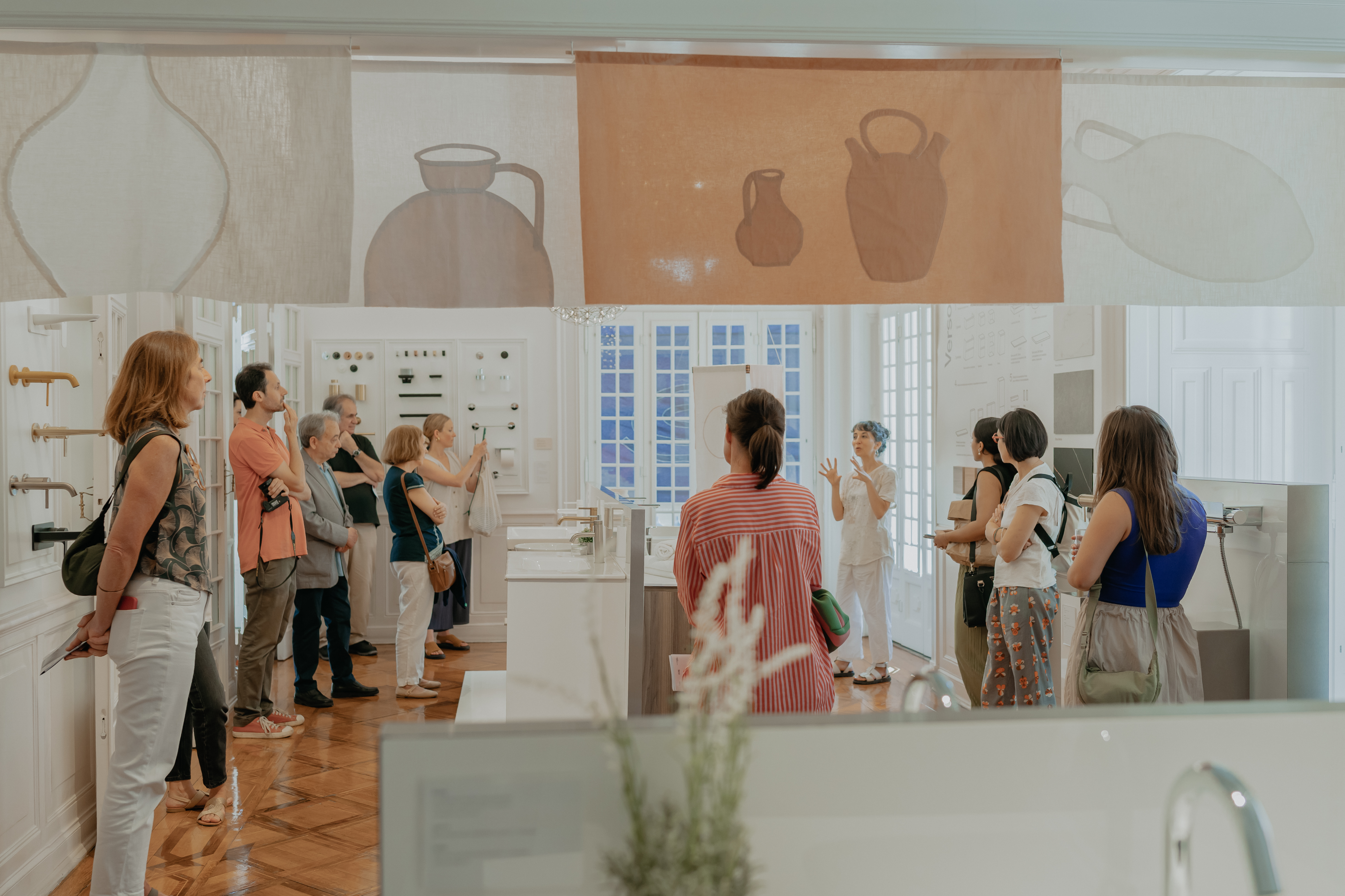 Visita Guiada à Exposição 