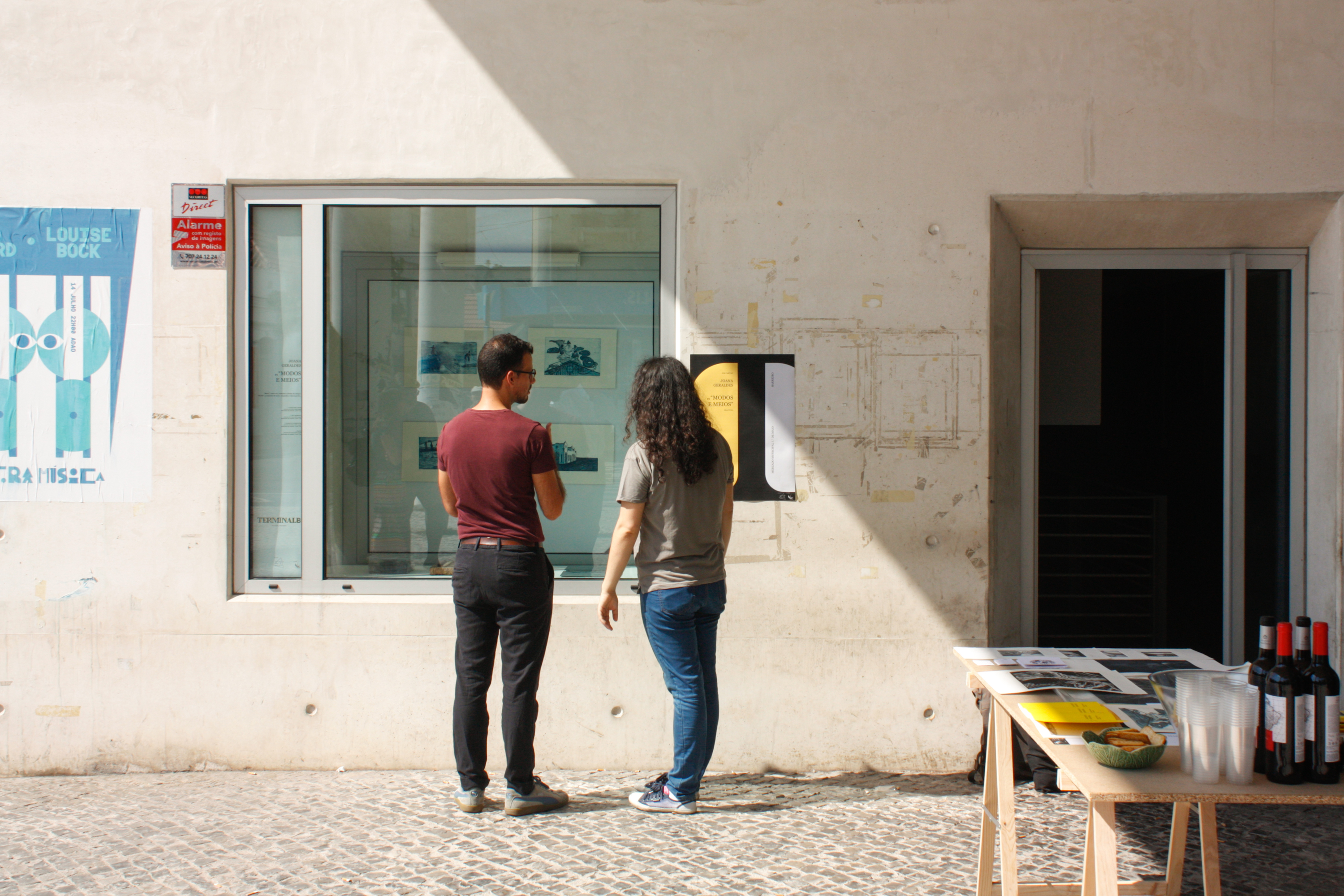 Antigos alunos promovem projeto para levar arte à estação de comboios do Barreiro