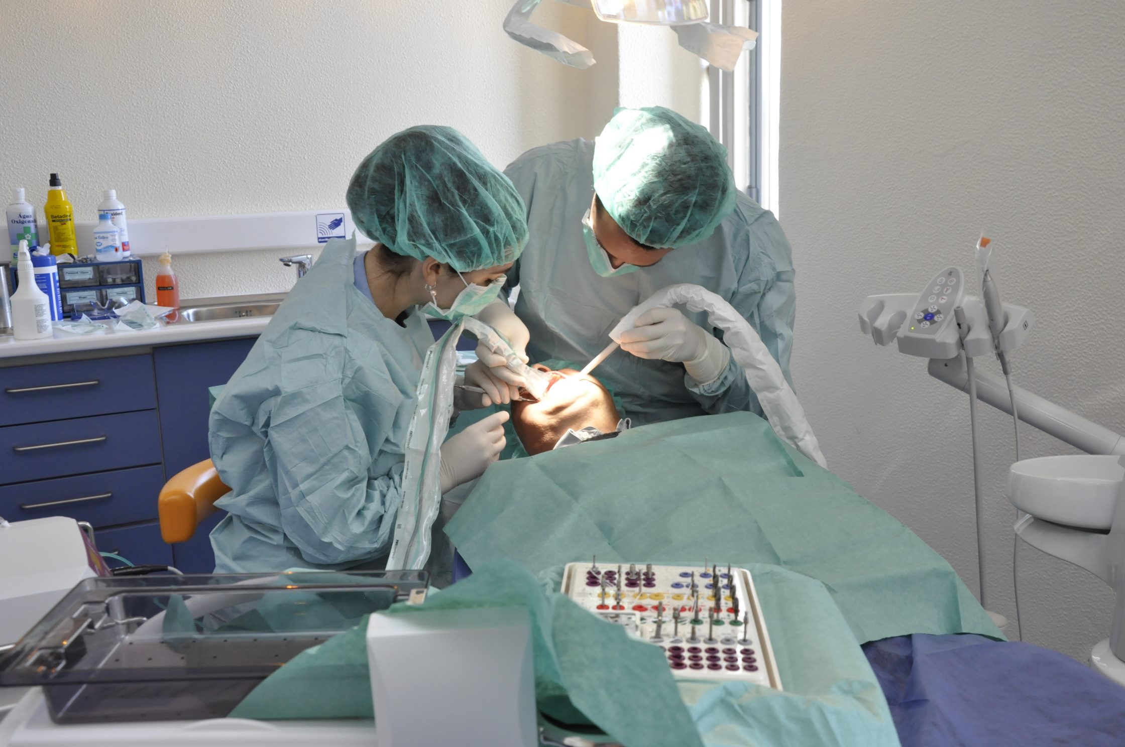 Faculdade de Medicina Dentária presta apoio na saúde oral