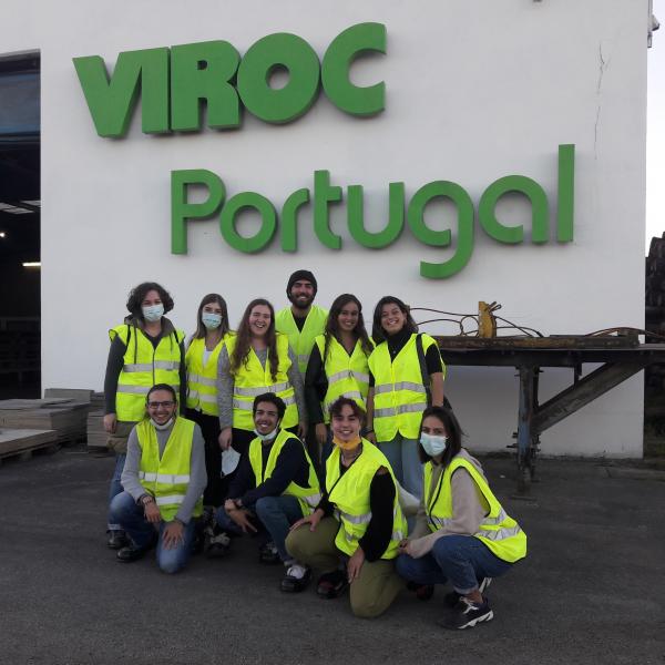 Alunos da FA.ULisboa visitam a Viroc da Investwood, no âmbito da UC de  Materiais e Prototipagem, com organização da Professora Cristina Salvador