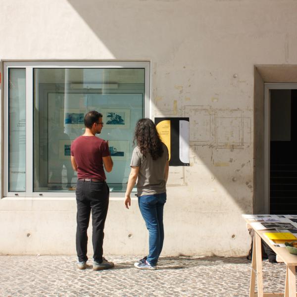 Antigos alunos promovem projeto para levar arte à estação de comboios do Barreiro