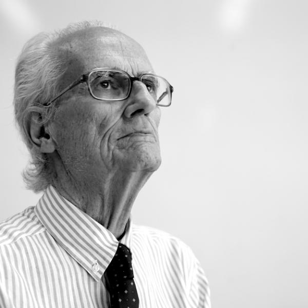 Faleceu o professor Augusto Pereira Brandão