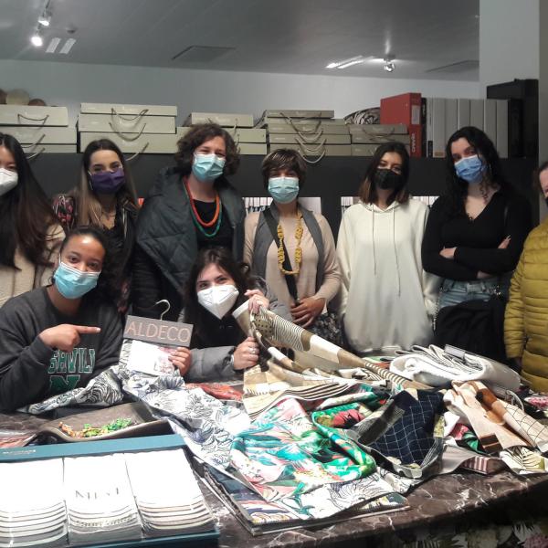 Professora Cristina Salvador organizou visitas de estudo ao showroom de tecidos Aldeco, em Lisboa